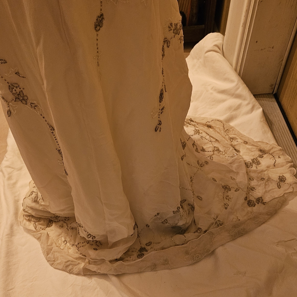 Scala Cream Beaded V-Neck Wedding Dress - Picture 4 of 9